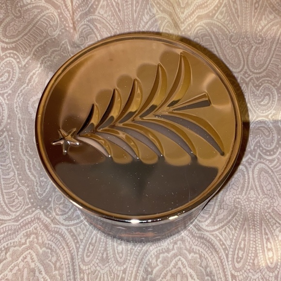 WHITE Barn/ Bath & Body Works ‘Twas the Night Before Christmas 3 Wick Candle NWT - Picture 3 of 6